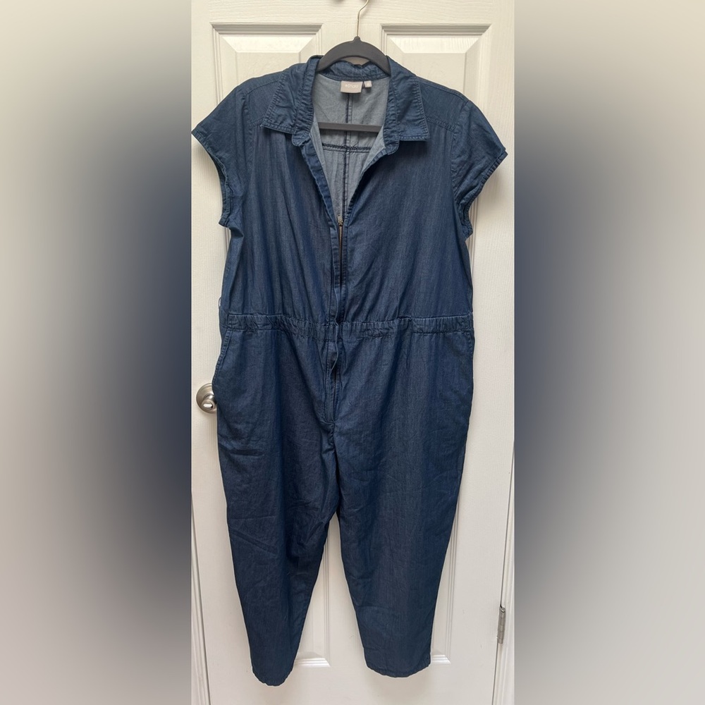 Eshakti Chambray Denim Jumpsuit Zippered Front Short Sleeve Size 16